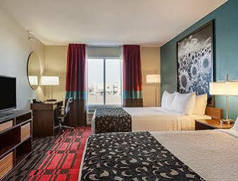 Western Roosevelt Place 3*