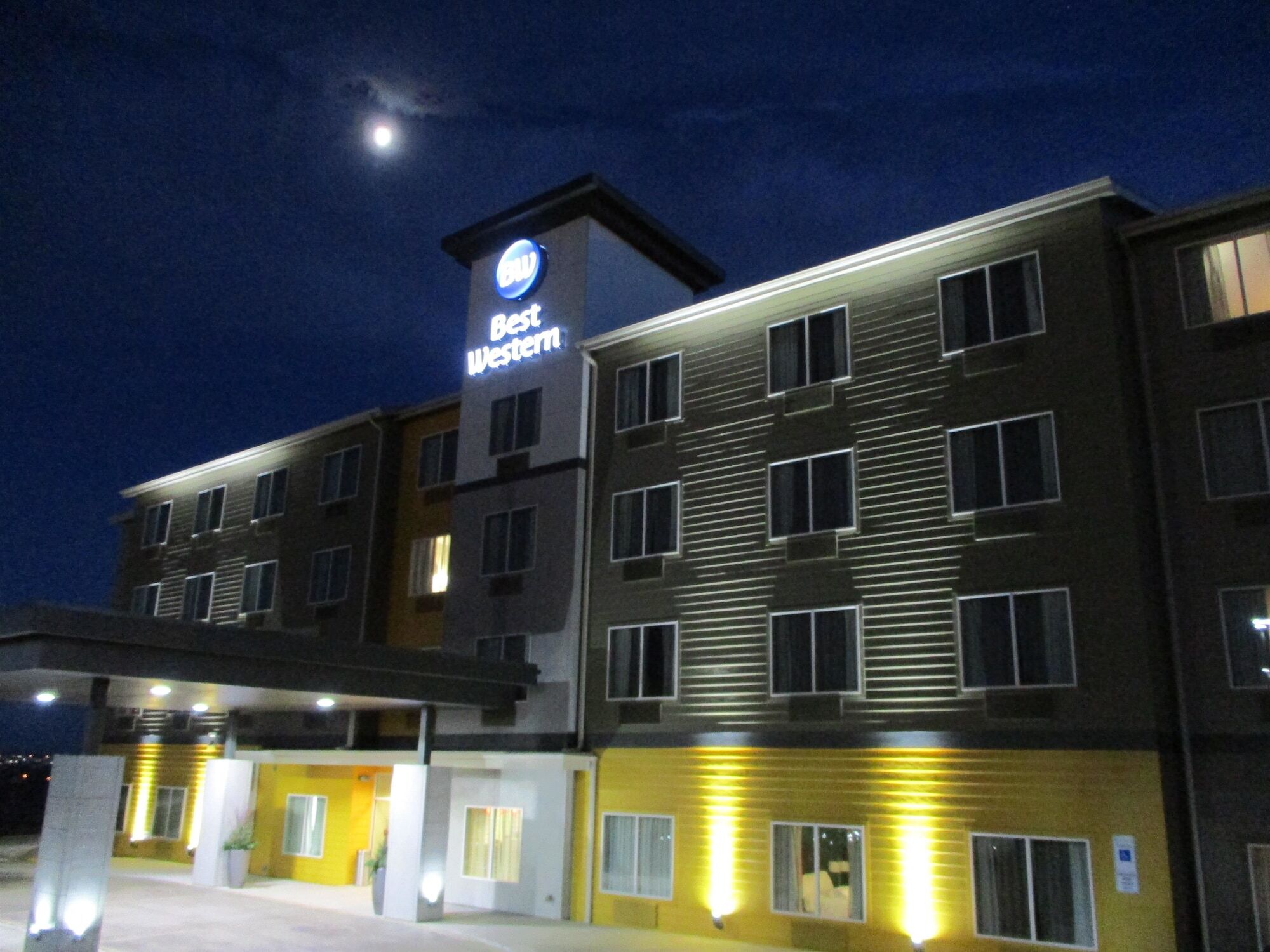 Motel Western Roosevelt Place Bismarck